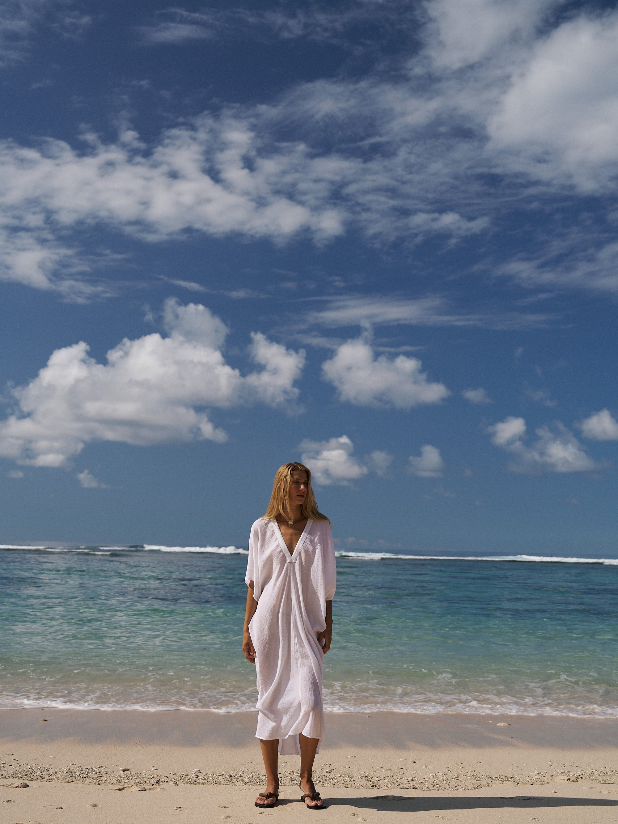 The Handloom-Esti Tunic White-Kaftan-3-Milagron.com