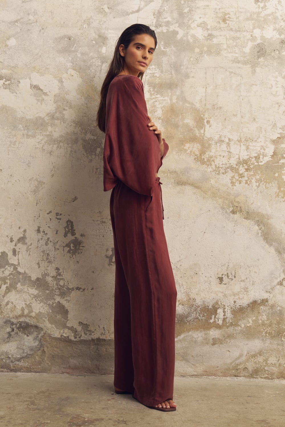 The Handloom-Lucid Flow Tie Pants Burgundy-Pantolon-3-Milagron.com