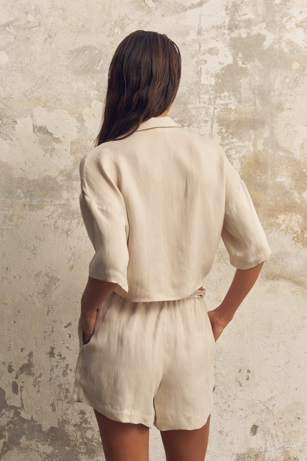 The Handloom-Lucid Flow Tie Shorts Sand-Şort-4-Milagron.com