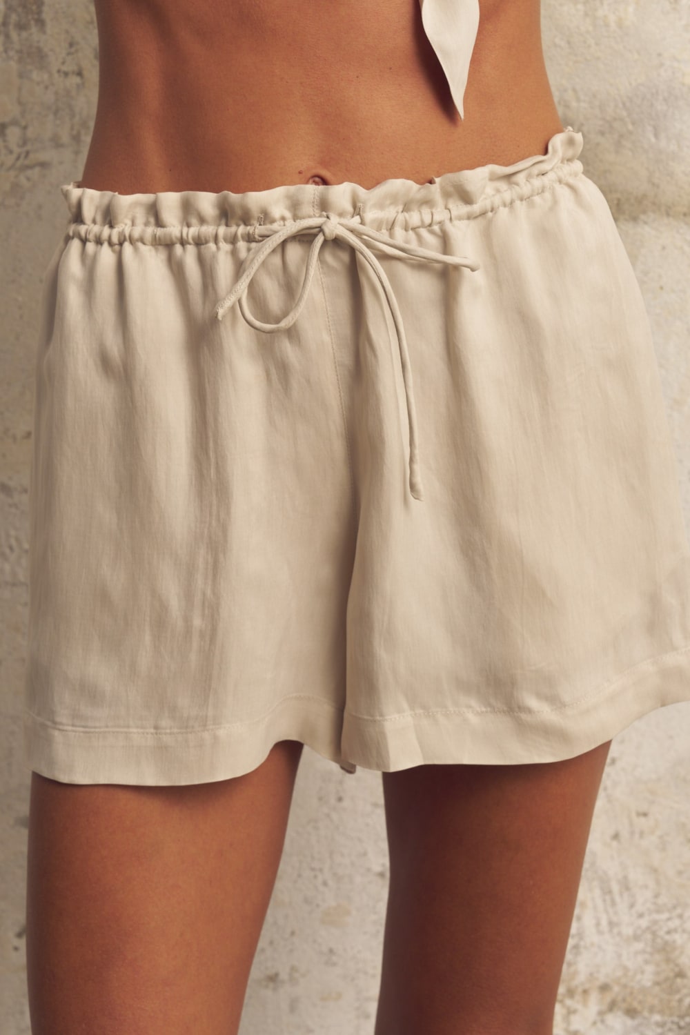 The Handloom-Lucid Flow Tie Shorts Sand-Şort-5-Milagron.com