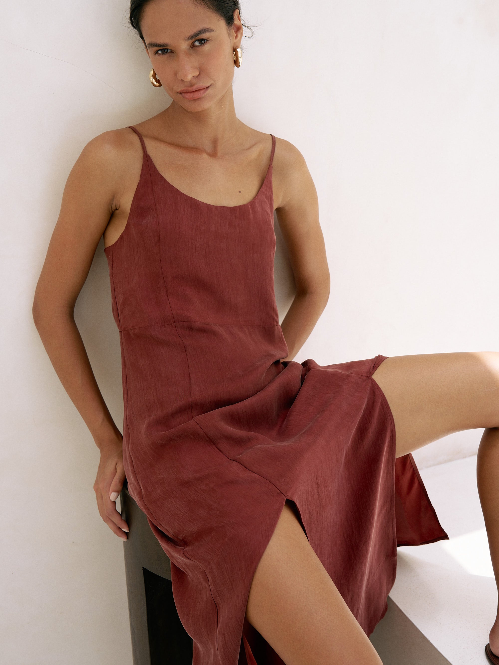 The Handloom-Lucid Midnight Maxi Dress Burgundy-Elbise-2-Milagron.com