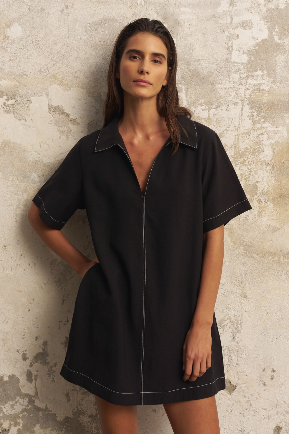 The Handloom-Mae Popover Mini Dress Black-Elbise-1-Milagron.com