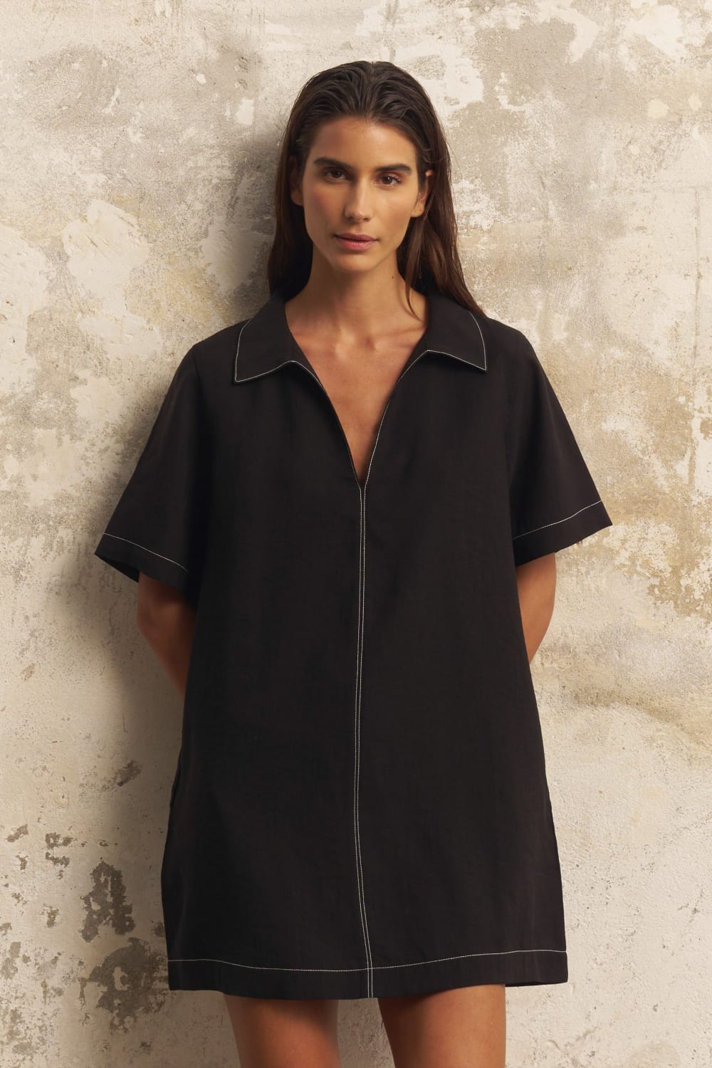 The Handloom-Mae Popover Mini Dress Black-Elbise-3-Milagron.com