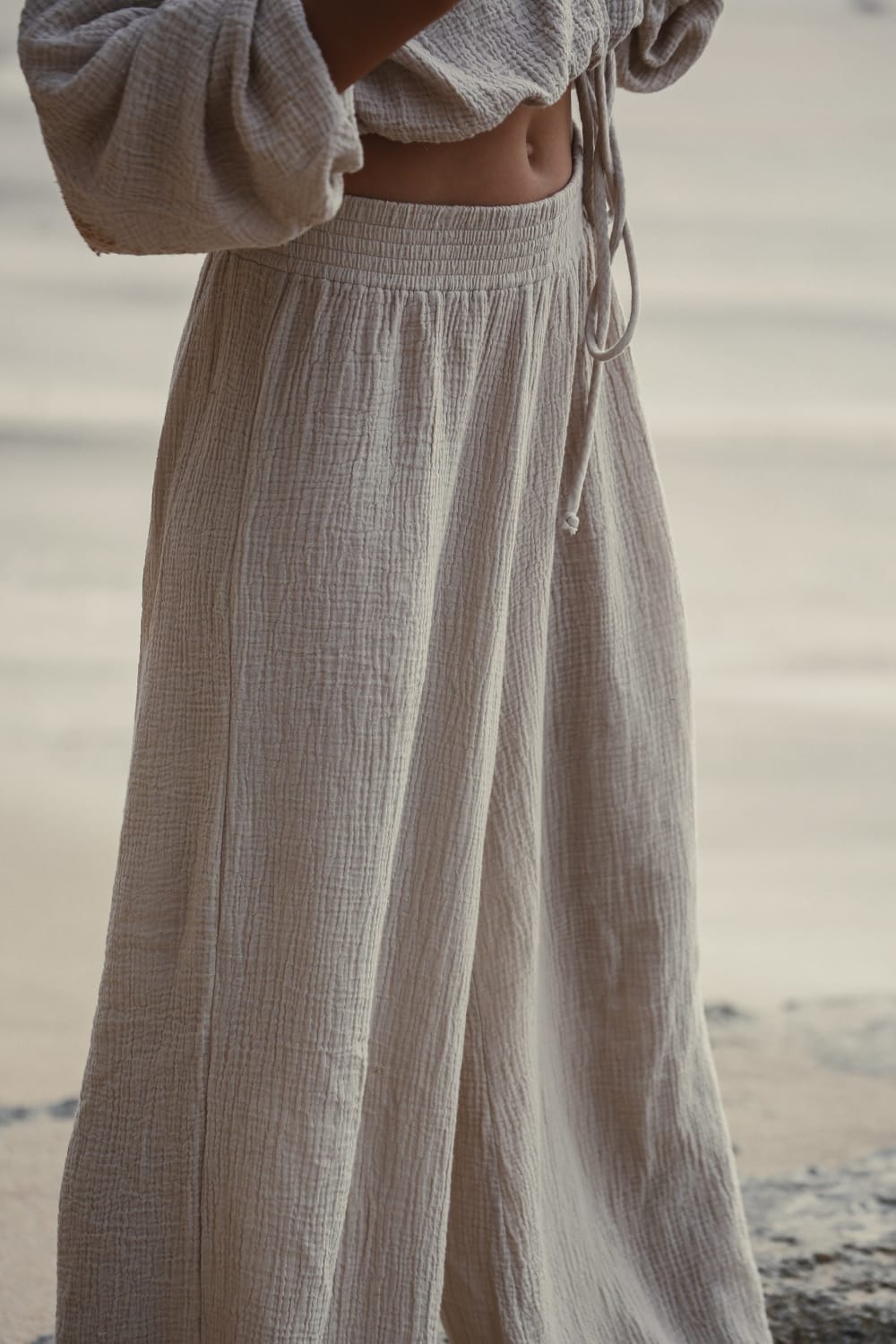 The Handloom-Skye Palazzo Pants Oatmeal-Pantolon-3-Milagron.com