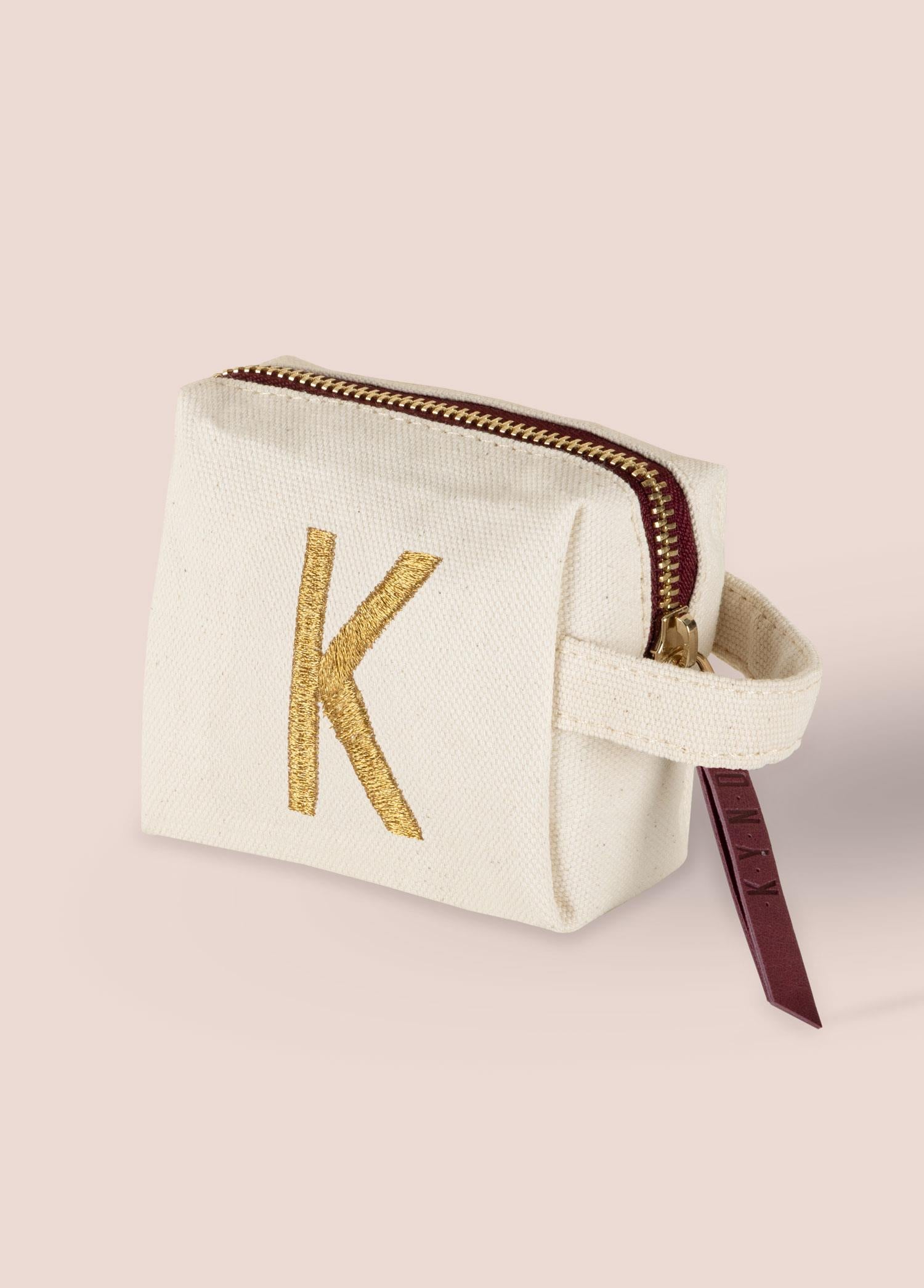 Harf Nakışlı Çanta K 14X12 Cm