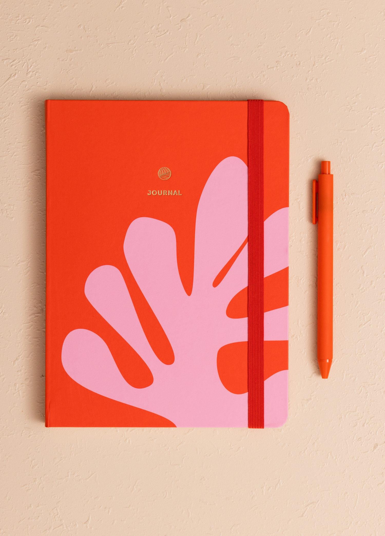 Kırmızı Pembe Desenli Defter 16 X 21 Cm