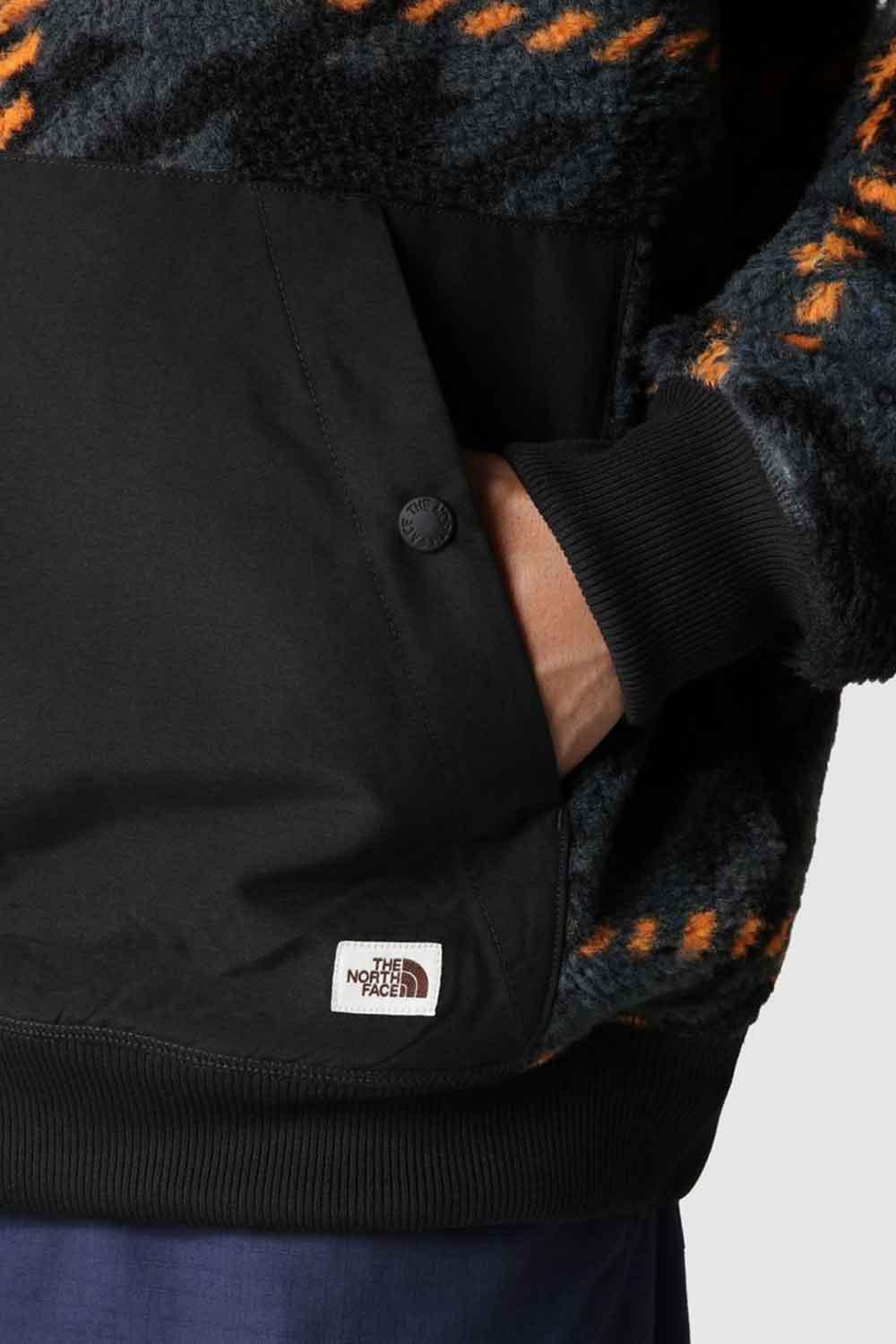 The North Face-Men Printed Ridge Fleece Quarter Zip-Sweatshirts & Hoodies-5-Milagron.com