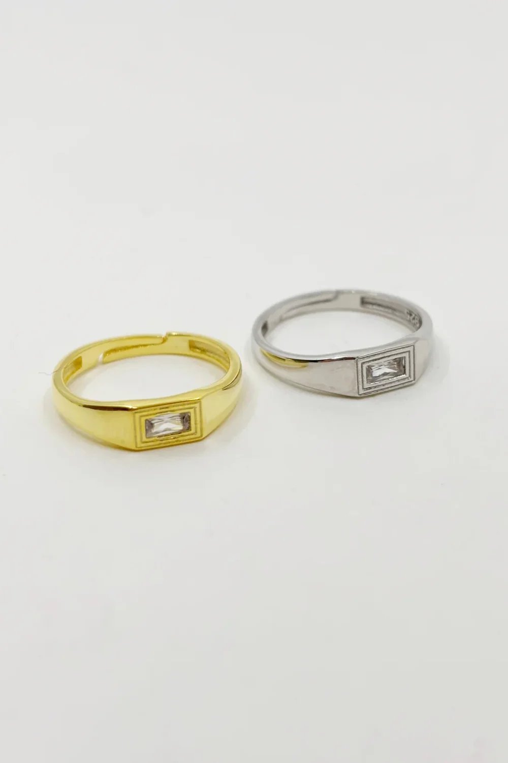 The Pheia-Beyaz Taşlı Minimal Serçe Parmak Yüzüğü | 925 Ayar Gümüş-Yüzük-1-Milagron.com