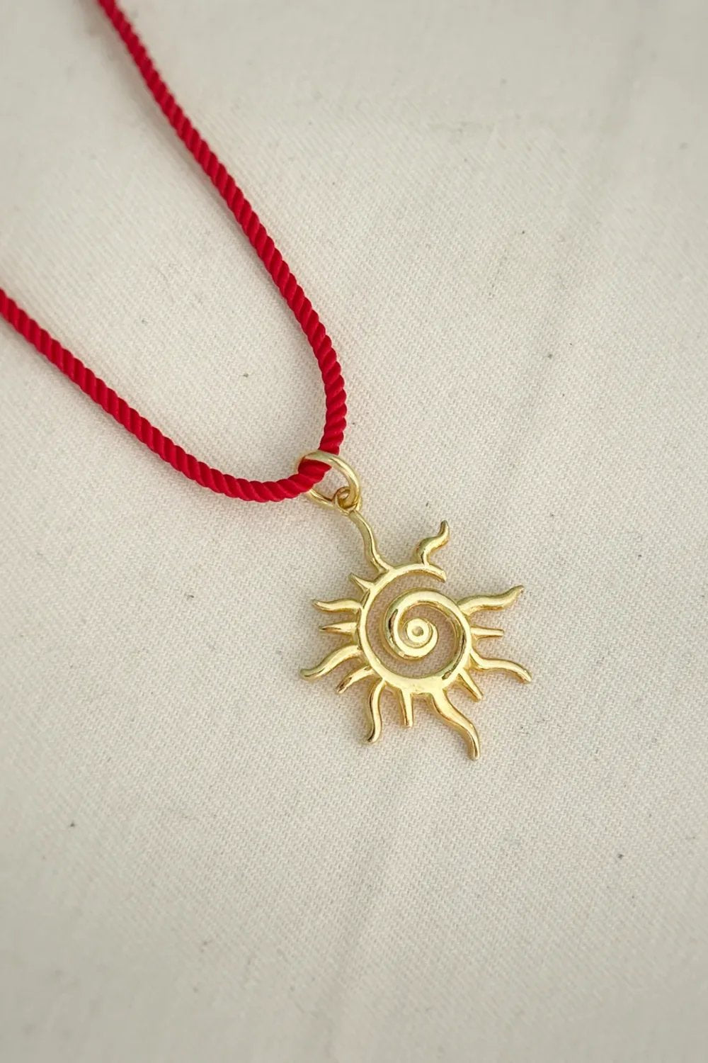 The Pheia-Güneş Kırmızı İthal Kordon İp Kolye | 925 Ayar Gümüş-Kolye-3-Milagron.com