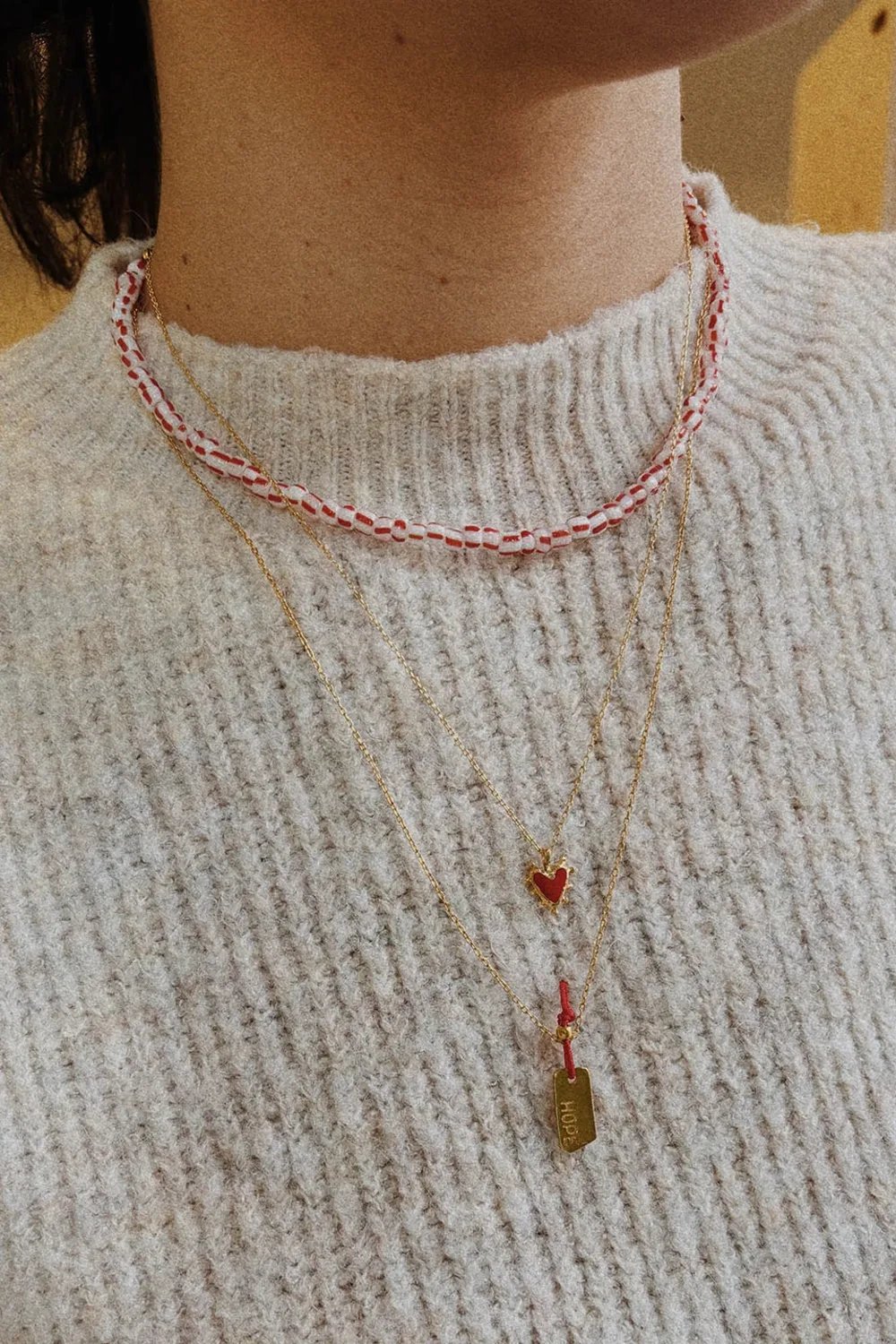 The Pheia-Kırmızı Mineli Minik Kalp Kolye | 925 Ayar Gümüş-Kolye-3-Milagron.com