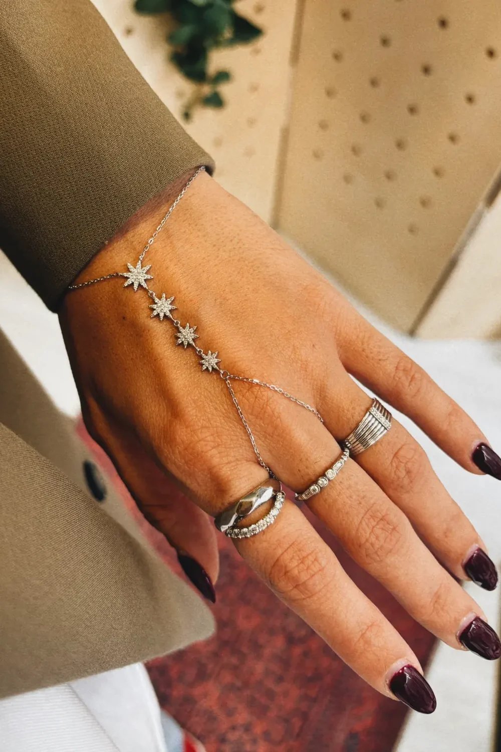 The Pheia-Kuzey Yıldızı Şahmeran | 925 Ayar Gümüş-Bileklik-1-Milagron.com