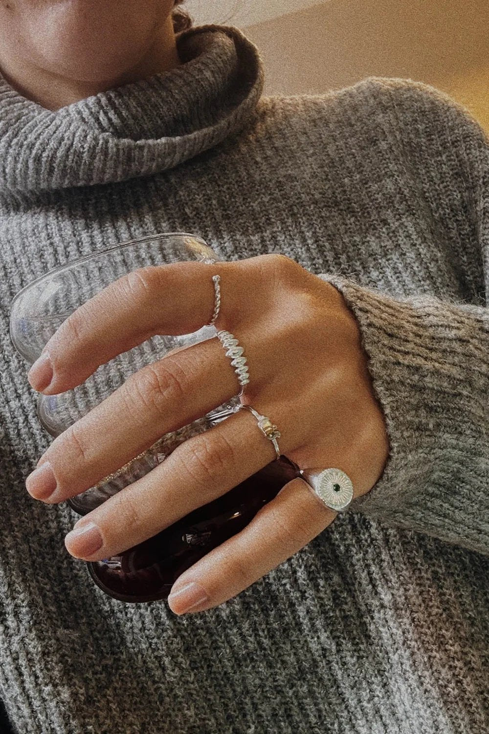 The Pheia-Yeşil Taş Detaylı Yuvarlak Serçe Parmak Yüzüğü | 925 Ayar Gümüş-Yüzük-2-Milagron.com