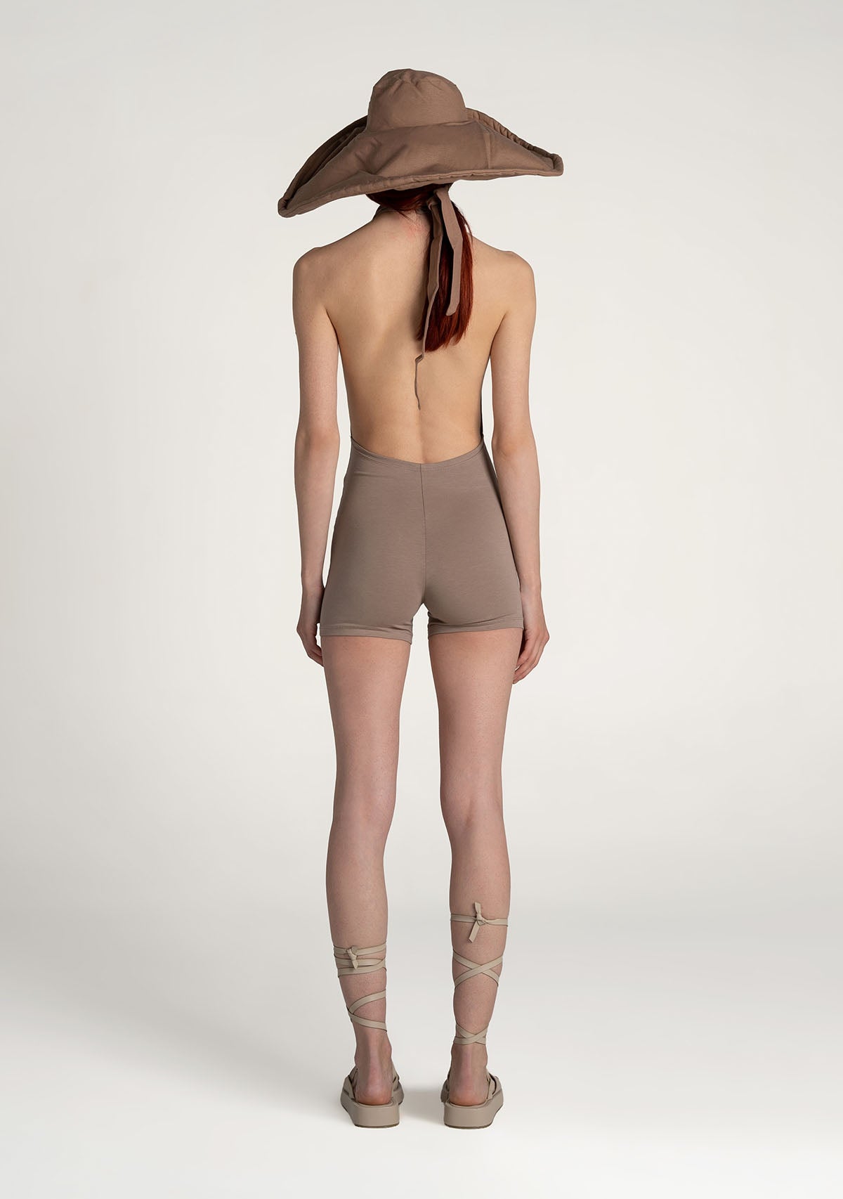 Tiny-Açık Kahverengi Boğazlı Sırt Dekolteli Şort Bodysuit-Bodysuit-2-Milagron.com