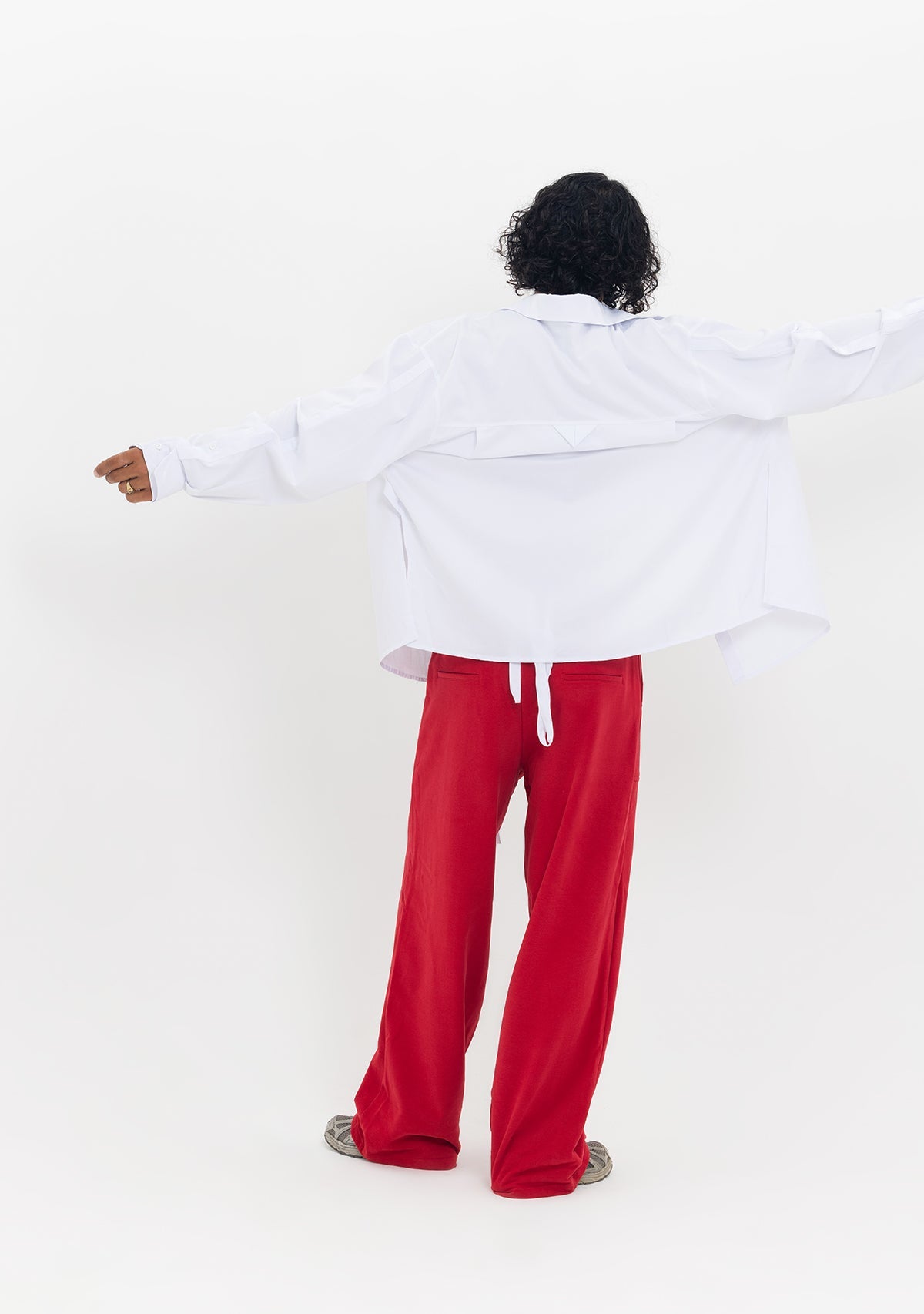 Tiny-Asimetrik Kesim Beyaz Bağlamalı Gömlek-Gömlek-11-Milagron.com