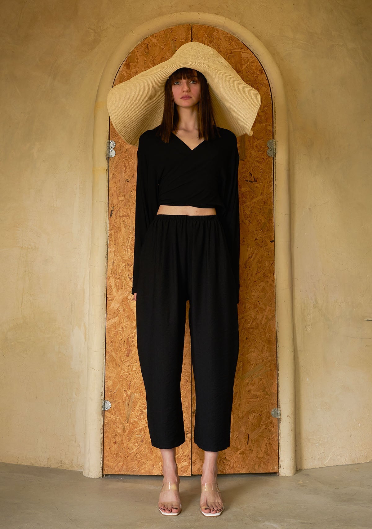 Tiny-Bağlamalı Yarasa Kol Siyah Bluz-Bluz-3-Milagron.com