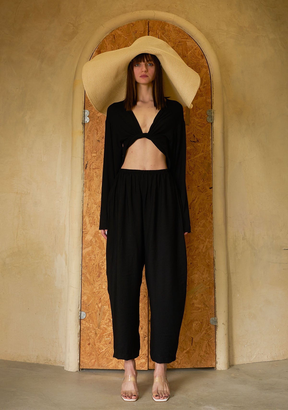 Tiny-Bağlamalı Yarasa Kol Siyah Bluz-Bluz-7-Milagron.com