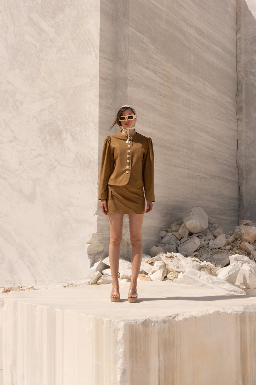 Tiny-Bej önü Düğmeli Vatkalı Büzgülü Ceket-Ceket-1-Milagron.com