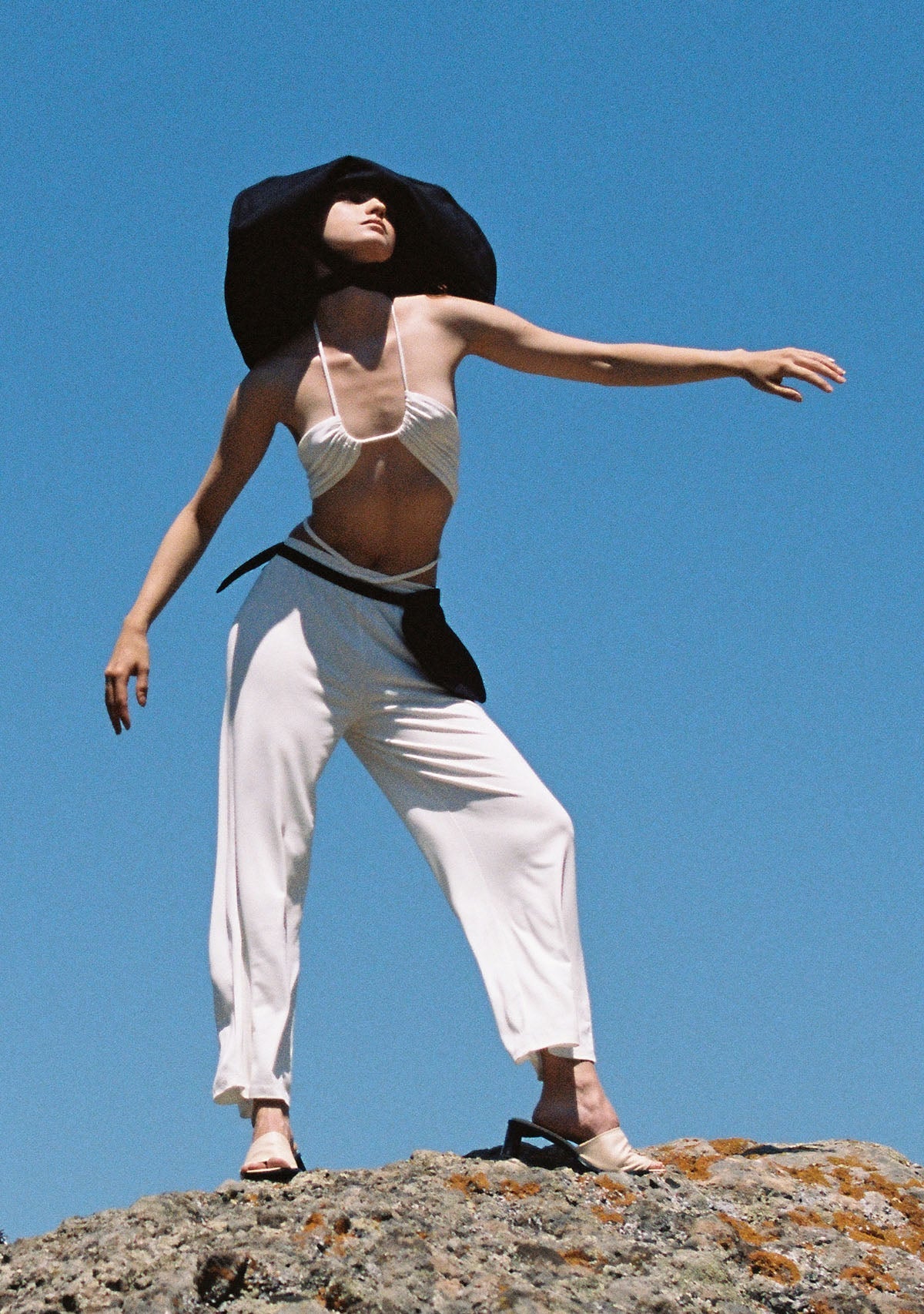 Tiny-Beyaz İnce Eşofman Altı-Eşofman-7-Milagron.com