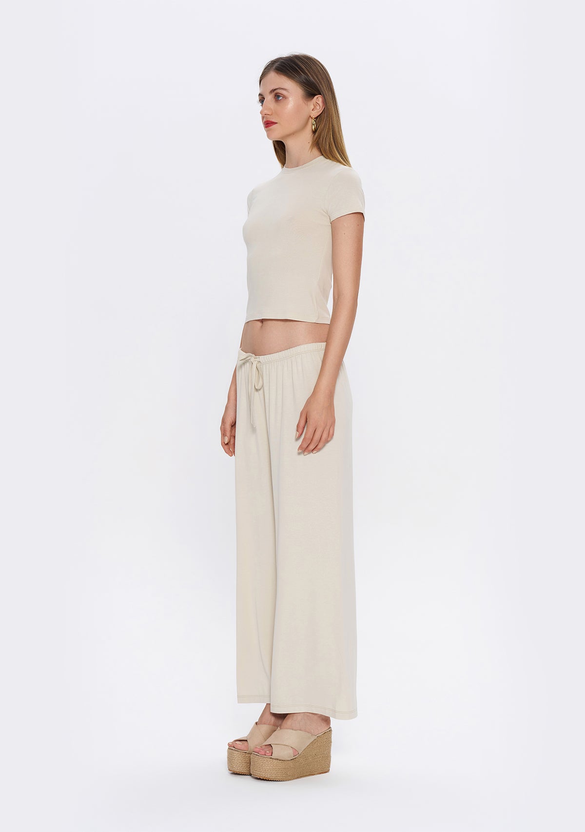 Tiny-Dar Kesim Krem Tişört-T-Shirts-3-Milagron.com