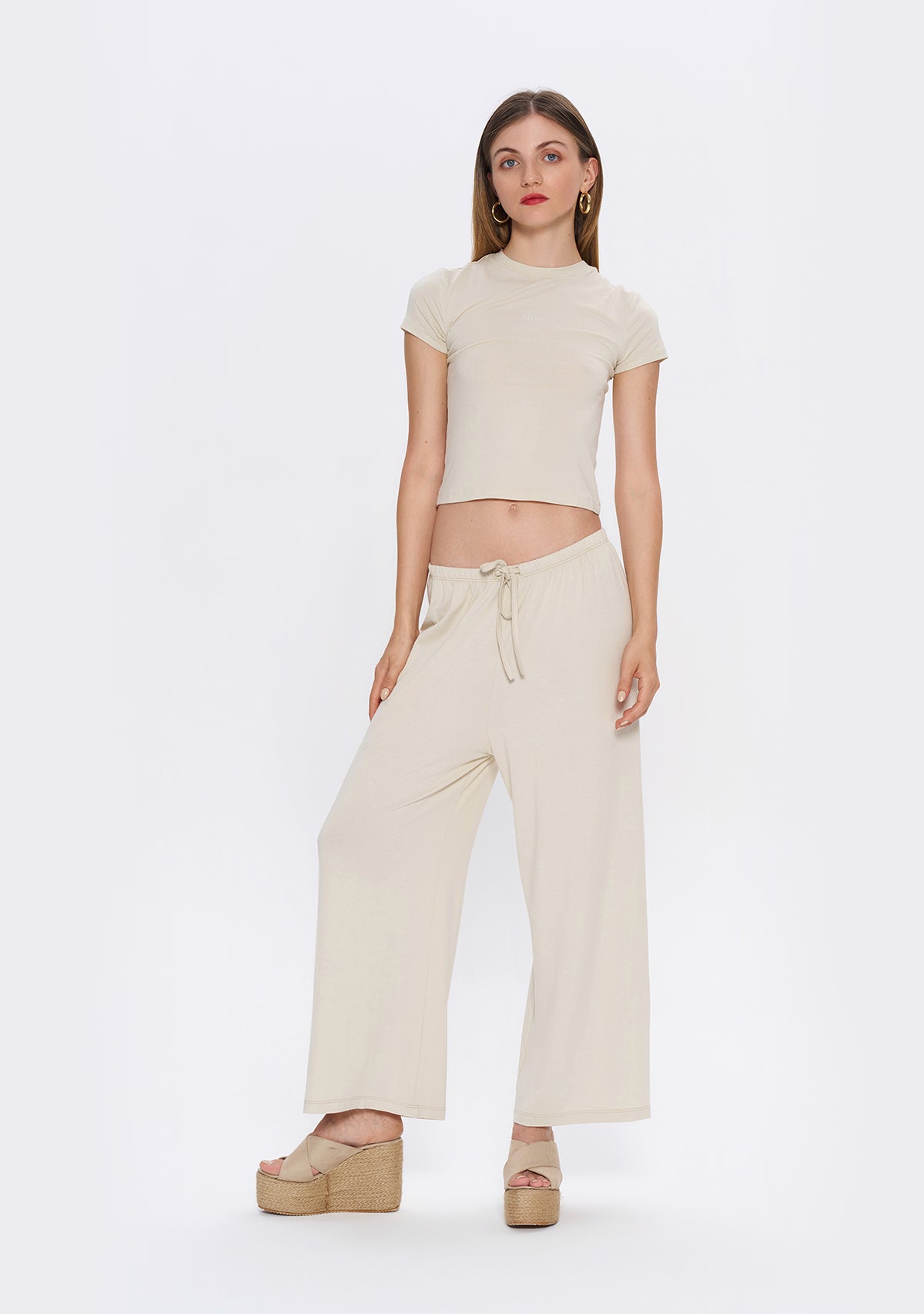 Tiny-Dar Kesim Krem Tişört-T-Shirts-8-Milagron.com