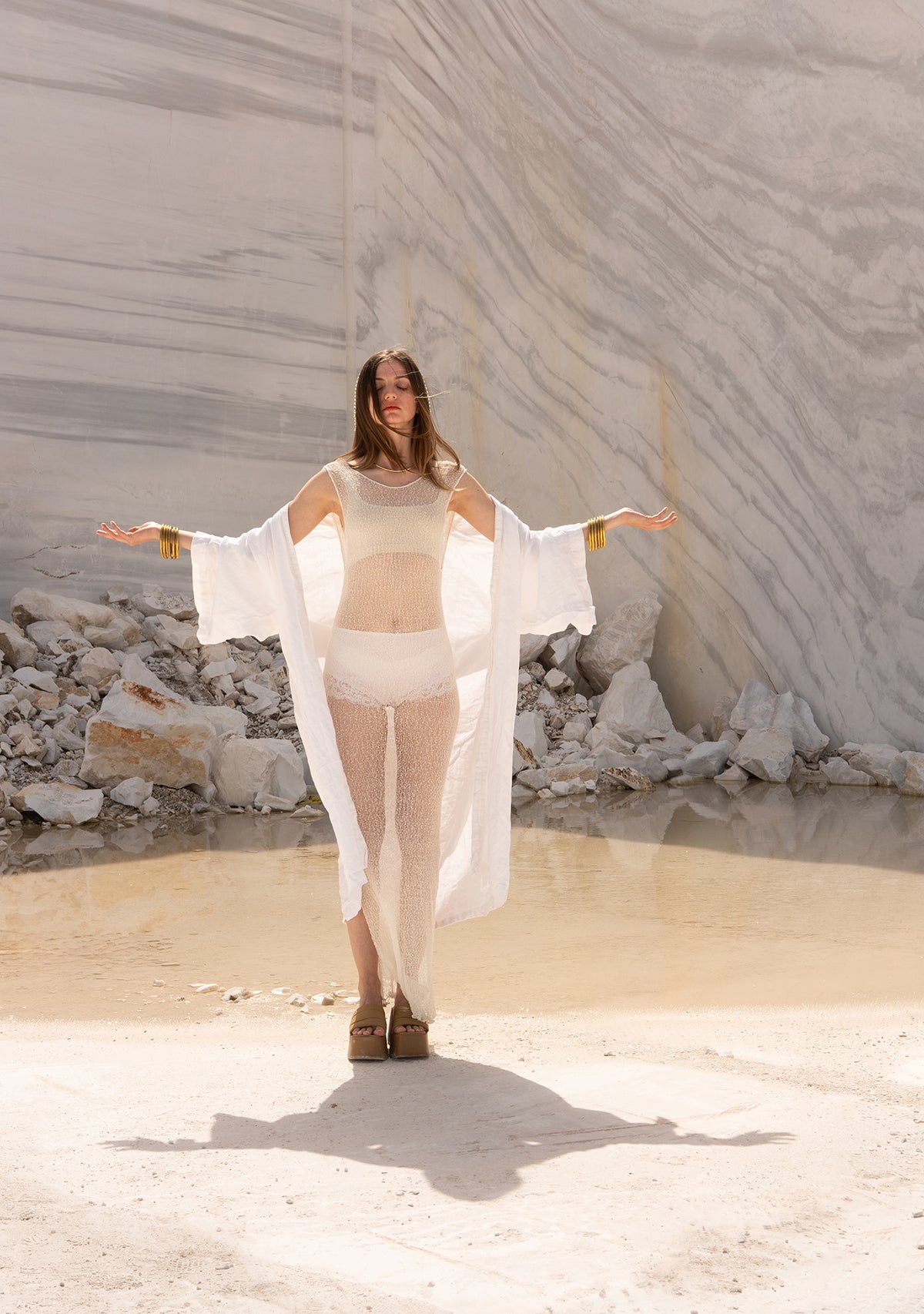 Tiny-El İşi Kolsuz Uzun Beyaz Elbise-Elbise-4-Milagron.com