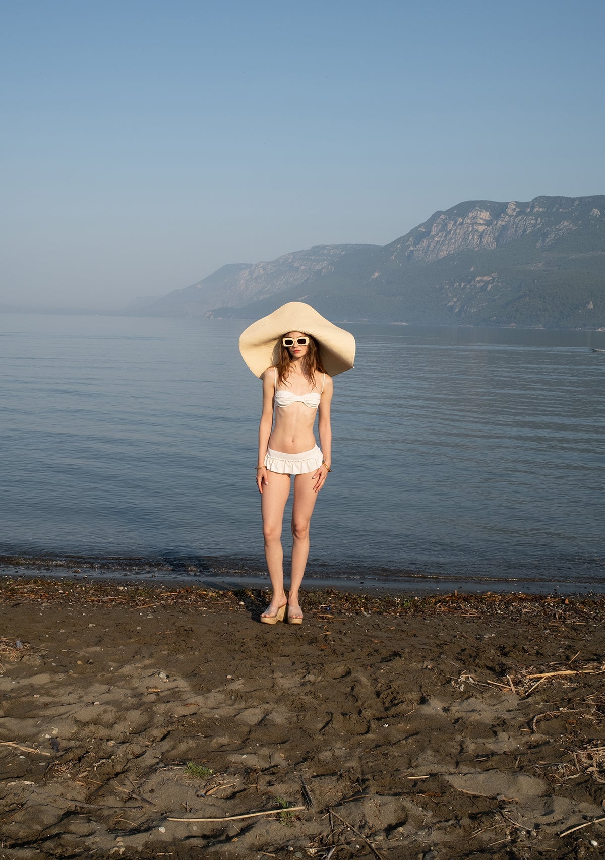 Tiny-Fırfır Detaylı Beyaz Bikini Altı-Bikini + Mayo-6-Milagron.com