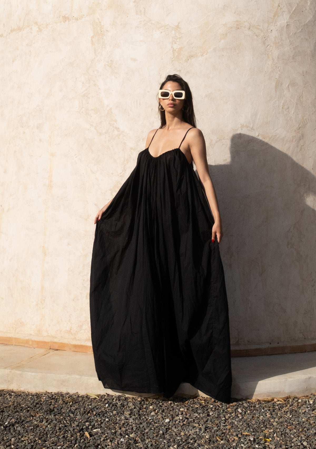 Tiny-İp Askılı Geniş Kesim Siyah Elbise-Elbise-3-Milagron.com