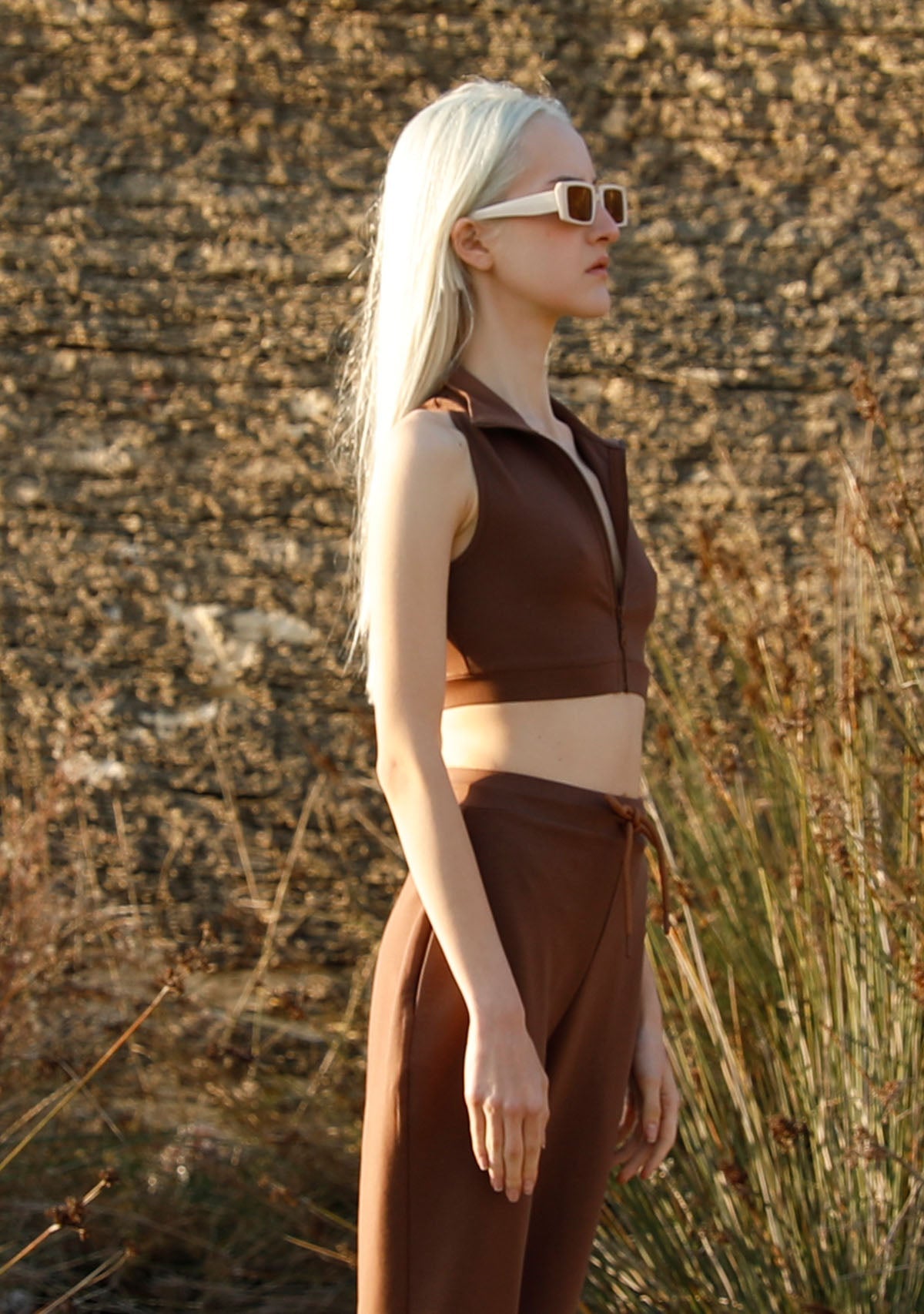 Tiny-Kahverengi Fermuar Detaylı Boğazlı Kısa Bluz-Bluz-7-Milagron.com