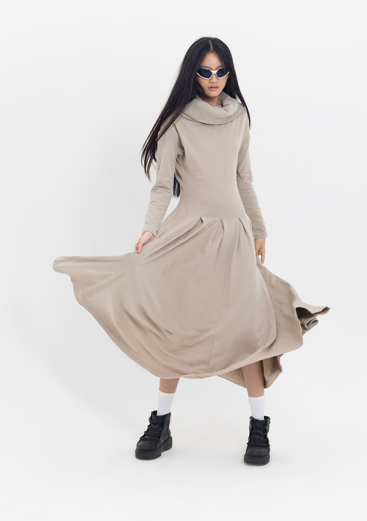 Tiny-Kayık Yaka Pileli Bej Uzun Elbise-Elbise-9-Milagron.com