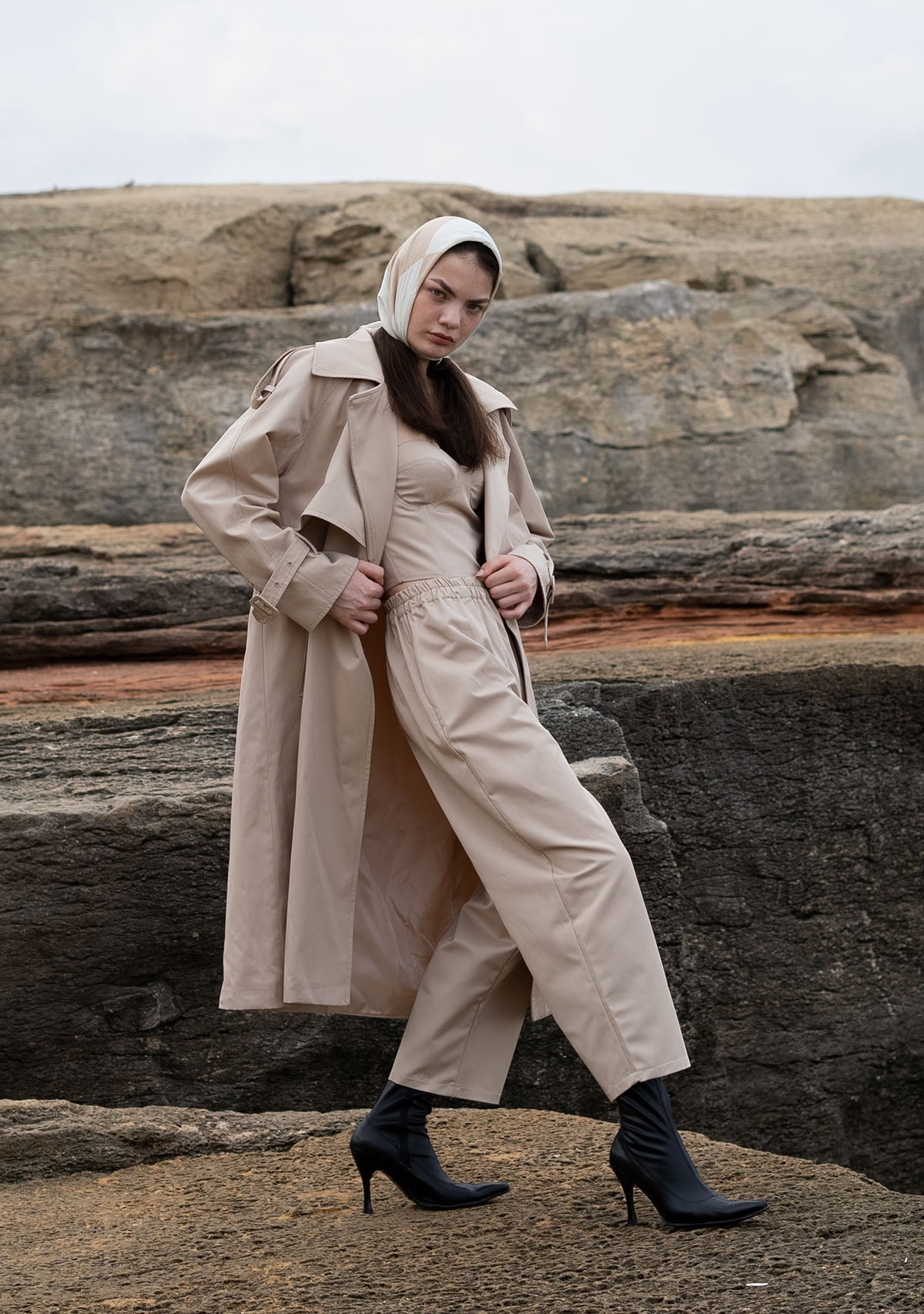 Tiny-Krem Dik Yakalı Trençkot-Trençkot-3-Milagron.com