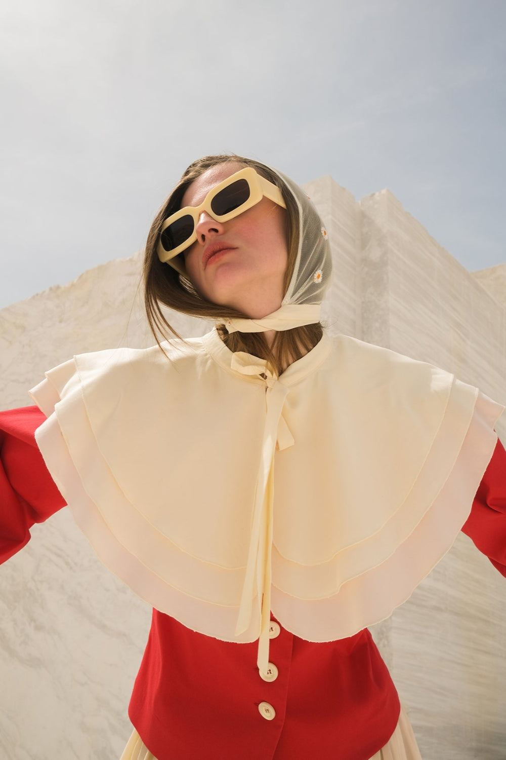 Tiny-Papatya Nakışlı Beyaz Kurdeleleli Tül şapka-Şapka-3-Milagron.com