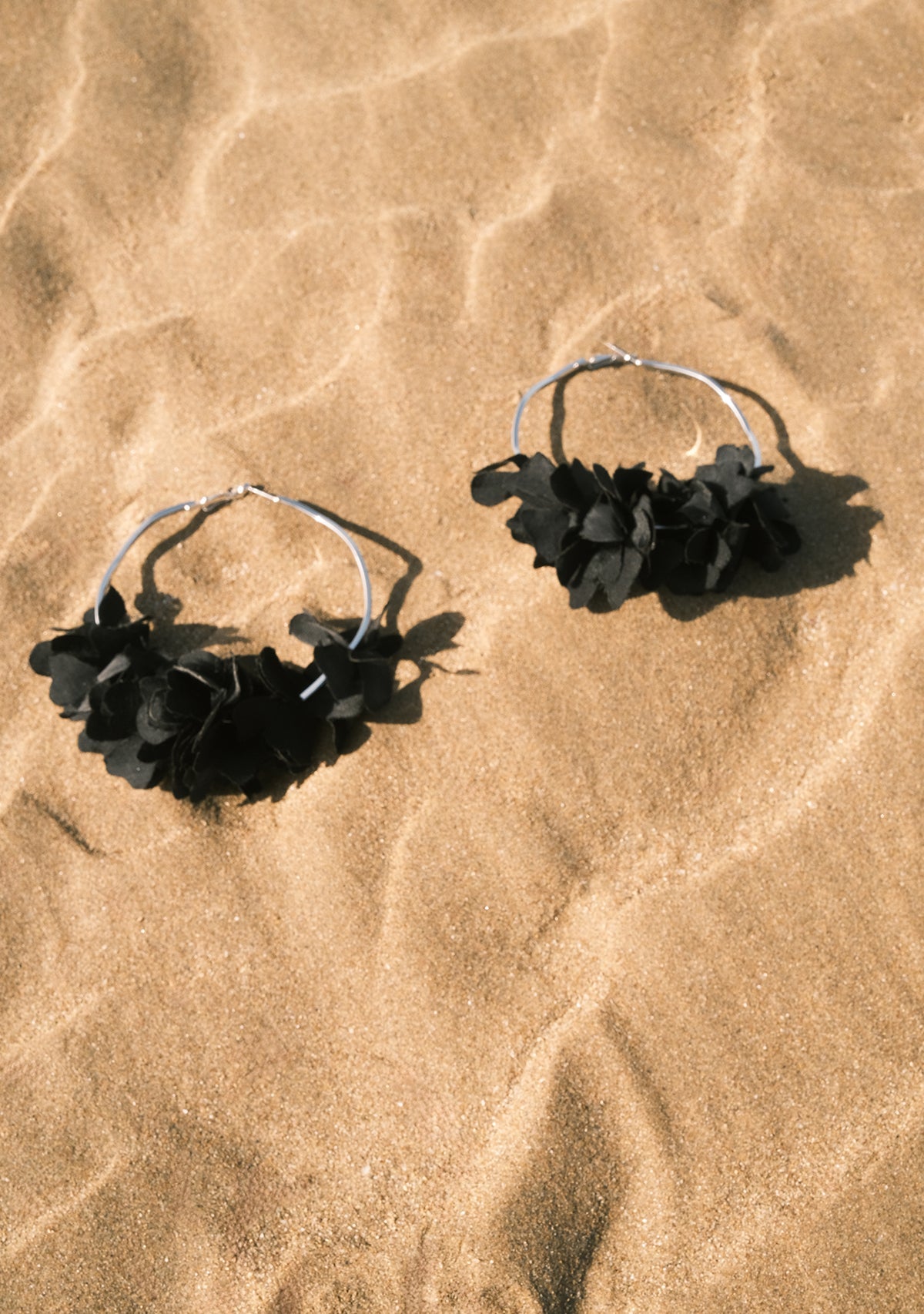 Tiny-SORUNLU - Sekhmet Black Tencel Earring-Küpe-8-Milagron.com