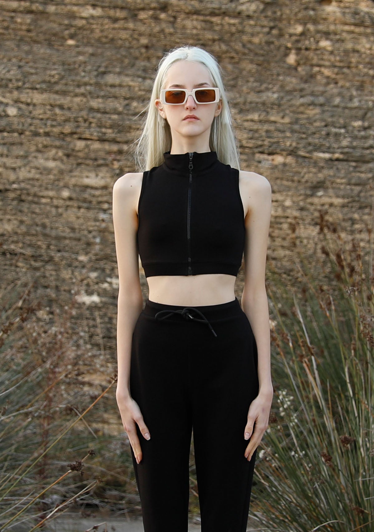 Tiny-Siyah Fermuar Detaylı Boğazlı Kısa Bluz-Bluz-6-Milagron.com