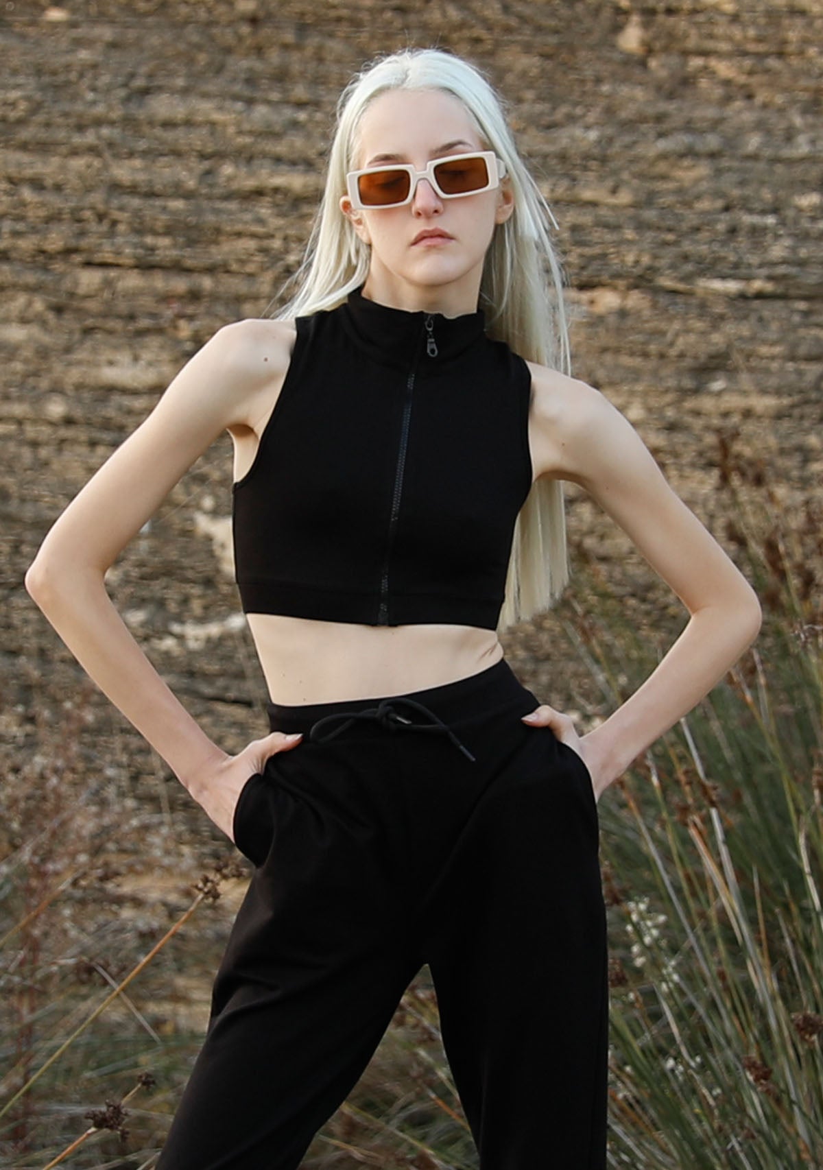 Tiny-Siyah Fermuar Detaylı Boğazlı Kısa Bluz-Bluz-7-Milagron.com