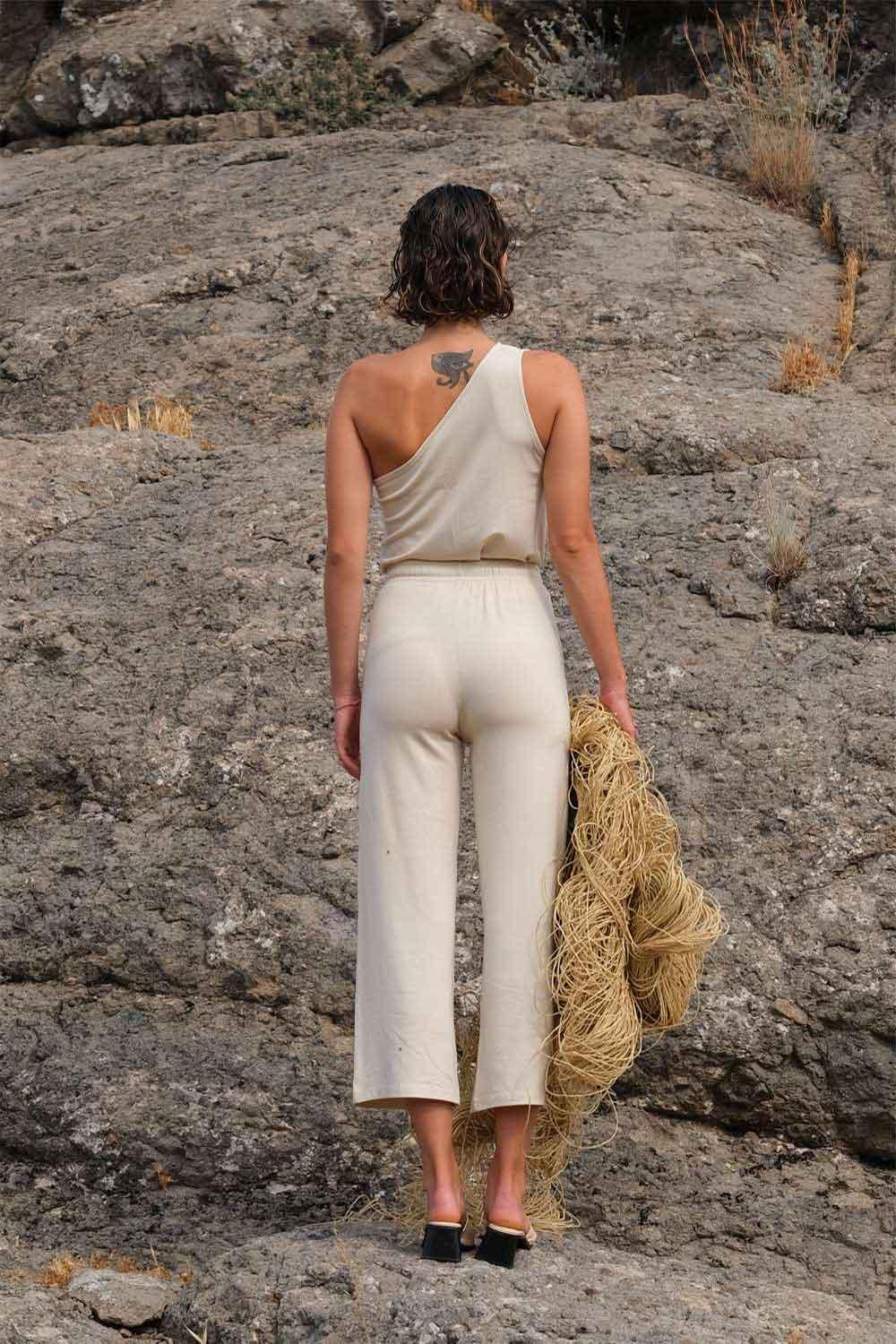 Tiny Store-Tek Kollu Dökümlü Krem Bluz-Top-2-Milagron.com