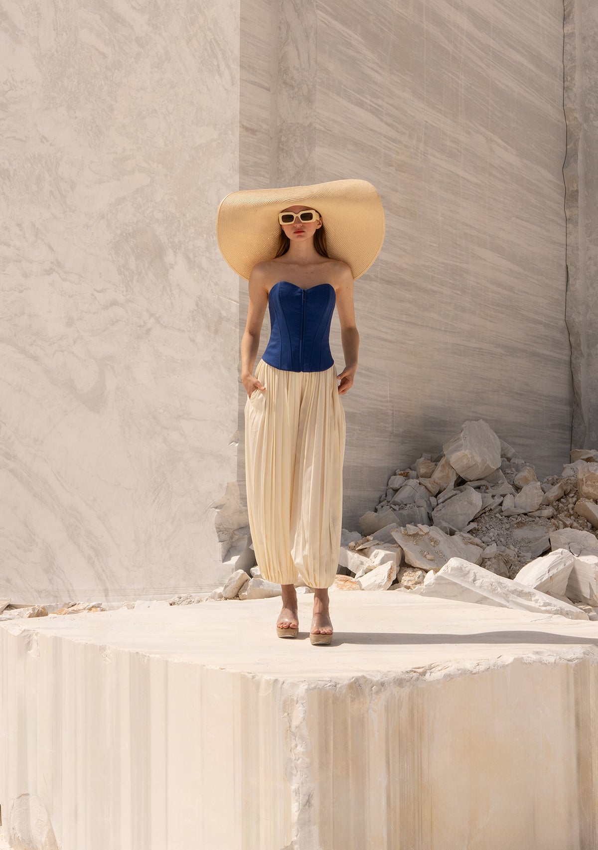 Tiny-önü Fermuarlı Sırtı Ayarlanabilir Balenli Mavi Korse-Büstiyer-8-Milagron.com