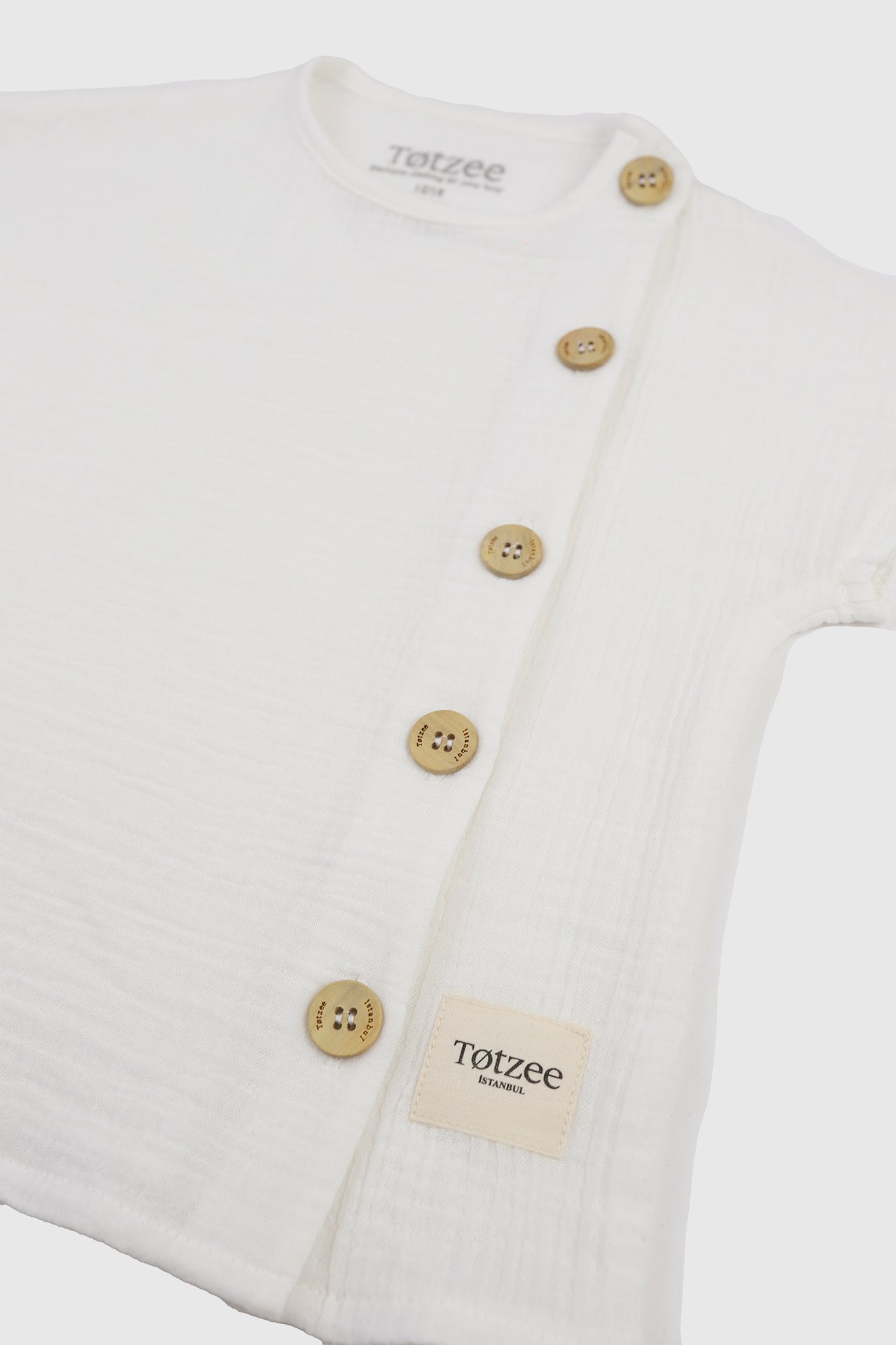 Totzee-Müslin Yandan Düğmeli Üst Ekru-T-Shirts-3-Milagron.com