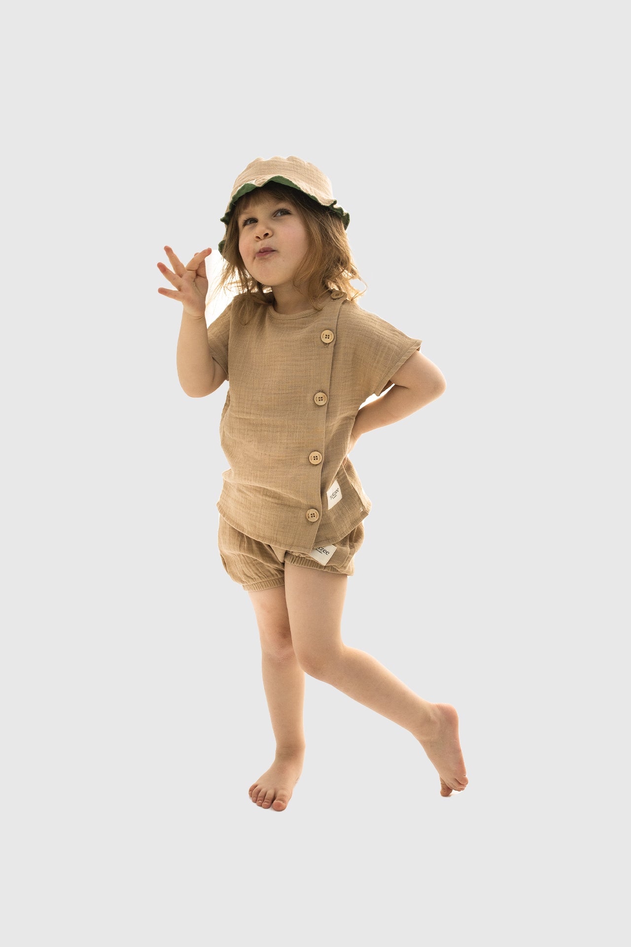 Totzee-Müslin Yandan Düğmeli Üst Kumsal Beji-T-Shirts-2-Milagron.com