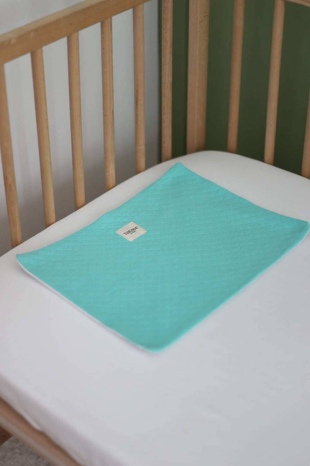Totzee-Yatak Koruyucu Yastık Mint Yeşili-Yatak Koruyucu-1-Milagron.com