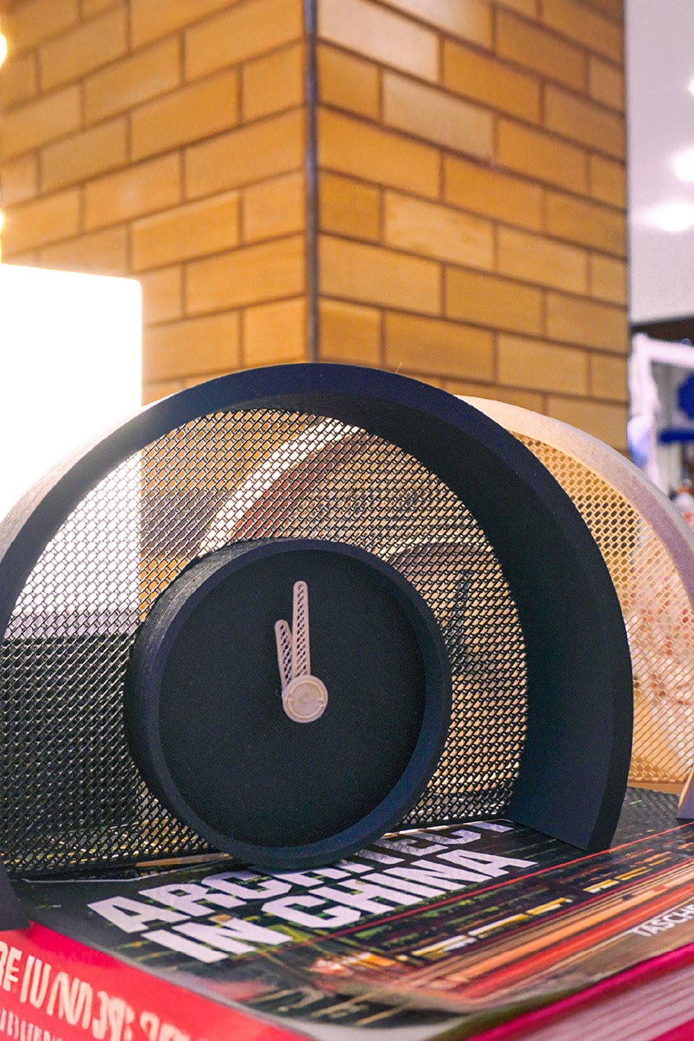 Tou Workshop-Aurum Masa Saati-Masa Saati-4-Milagron.com