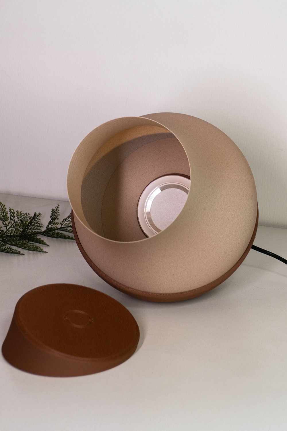 Tou Workshop-İgnis Ahşap Yer Lambası-Dekoratif Aydınlatma-8-Milagron.com