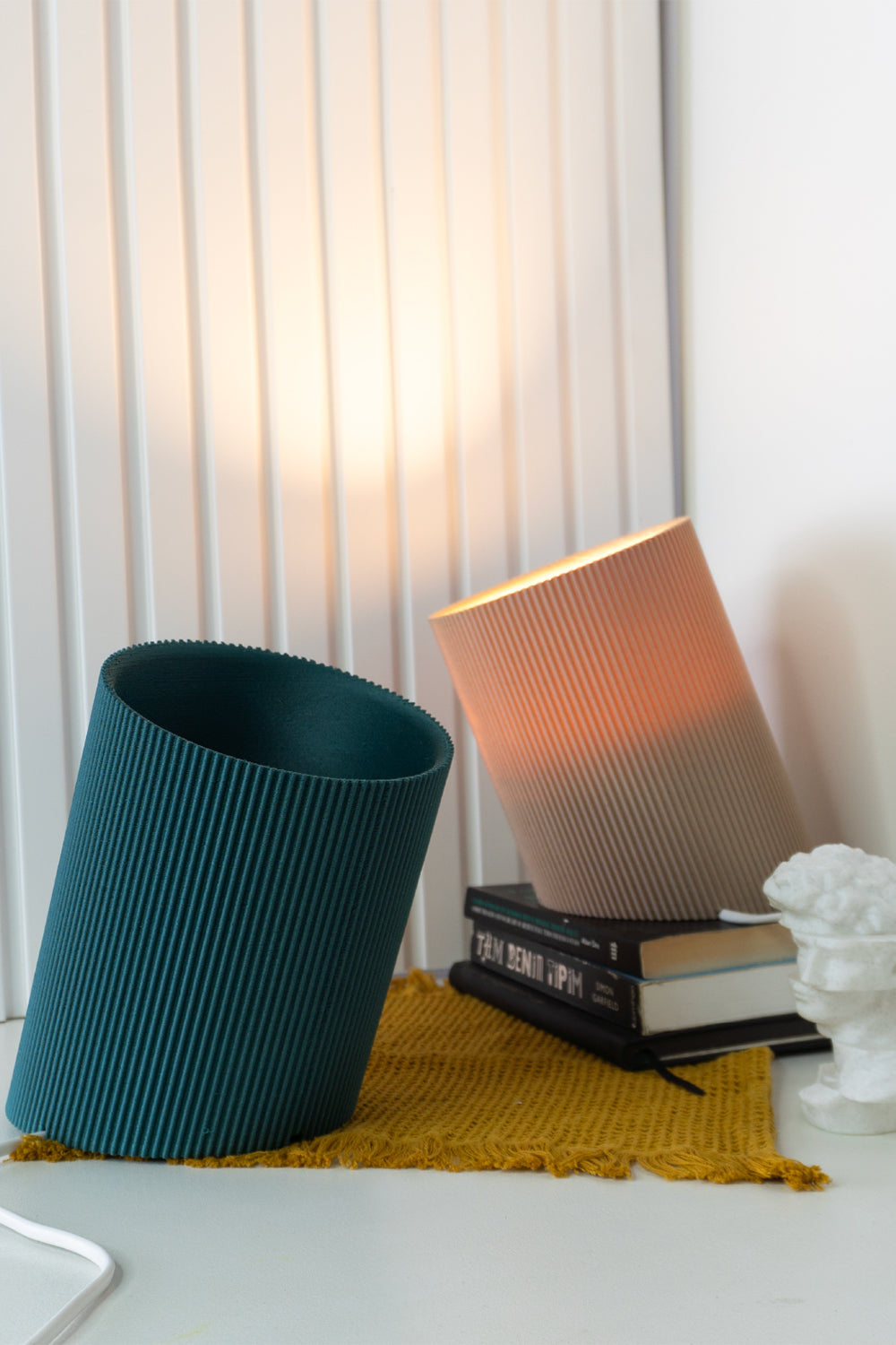 Tou Workshop-İngoto Masa Lambası-Dekoratif Aydınlatma-3-Milagron.com