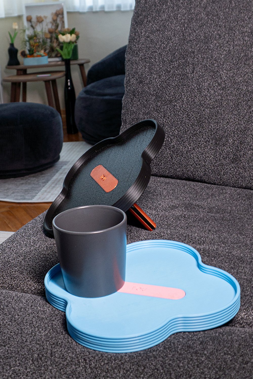 Tou Workshop-Placia Devrilmez Koltuk Tepsisi-Sehpa-9-Milagron.com