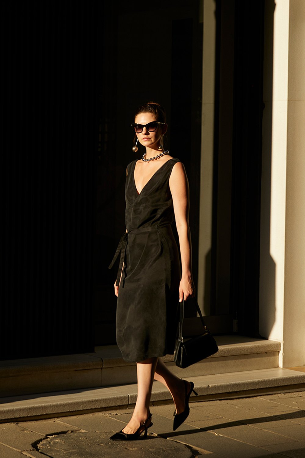 Towdoo-Lily – V Yaka Elbise - Siyah-Elbise-9-Milagron.com