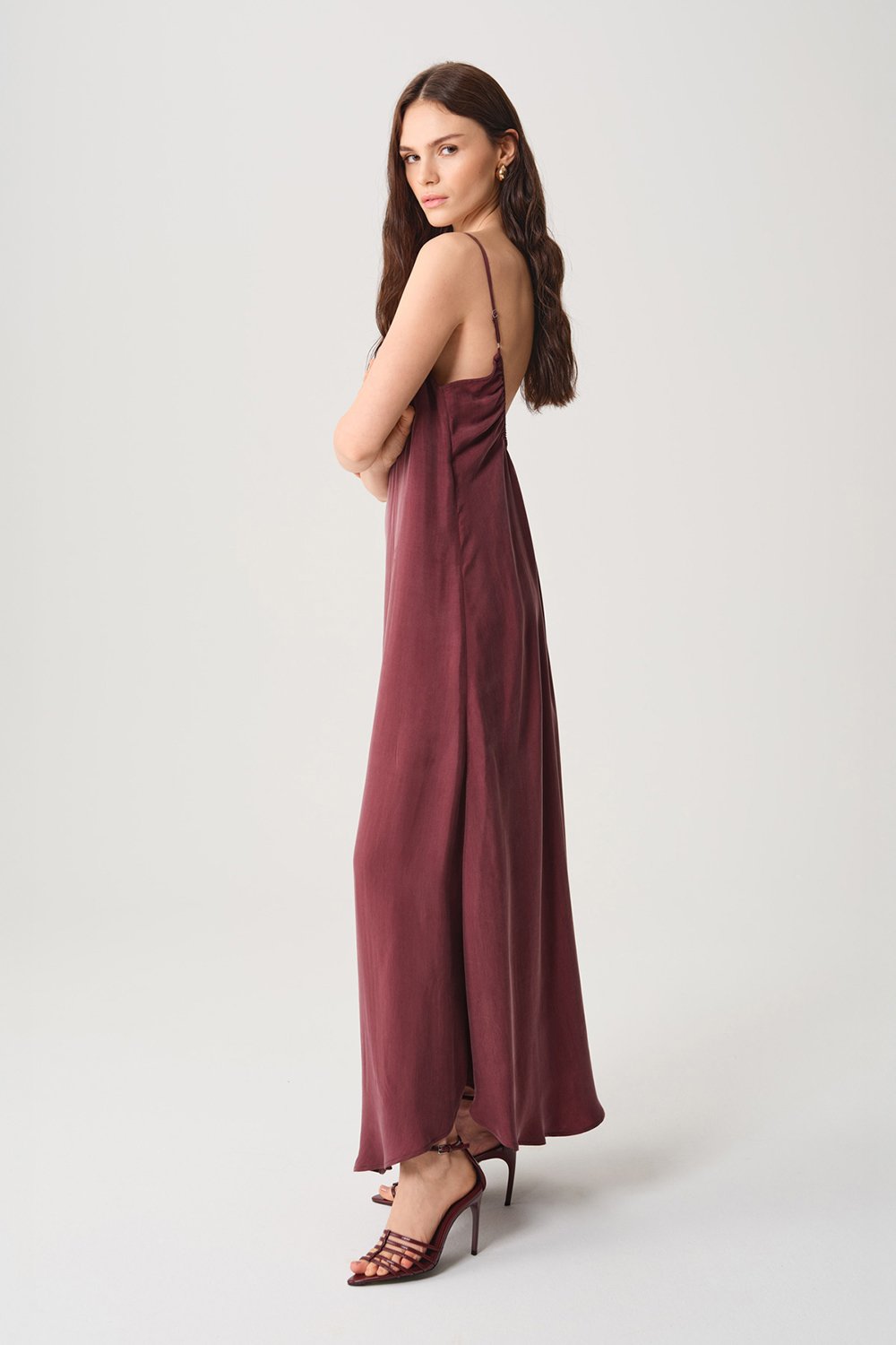 Towdoo-Sage Sırtı Açık Elbise - Mürdüm-Elbise-2-Milagron.com