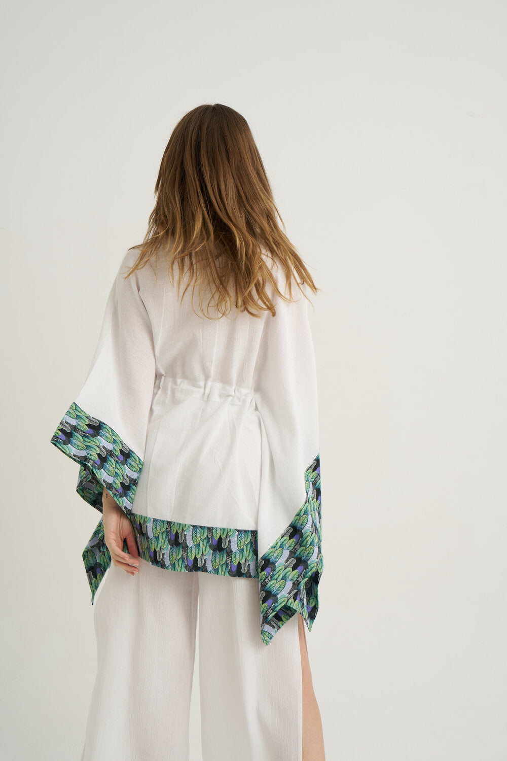 Unexpectedone-Summer Queen Kimono - Leaves-Kimono-5-Milagron.com