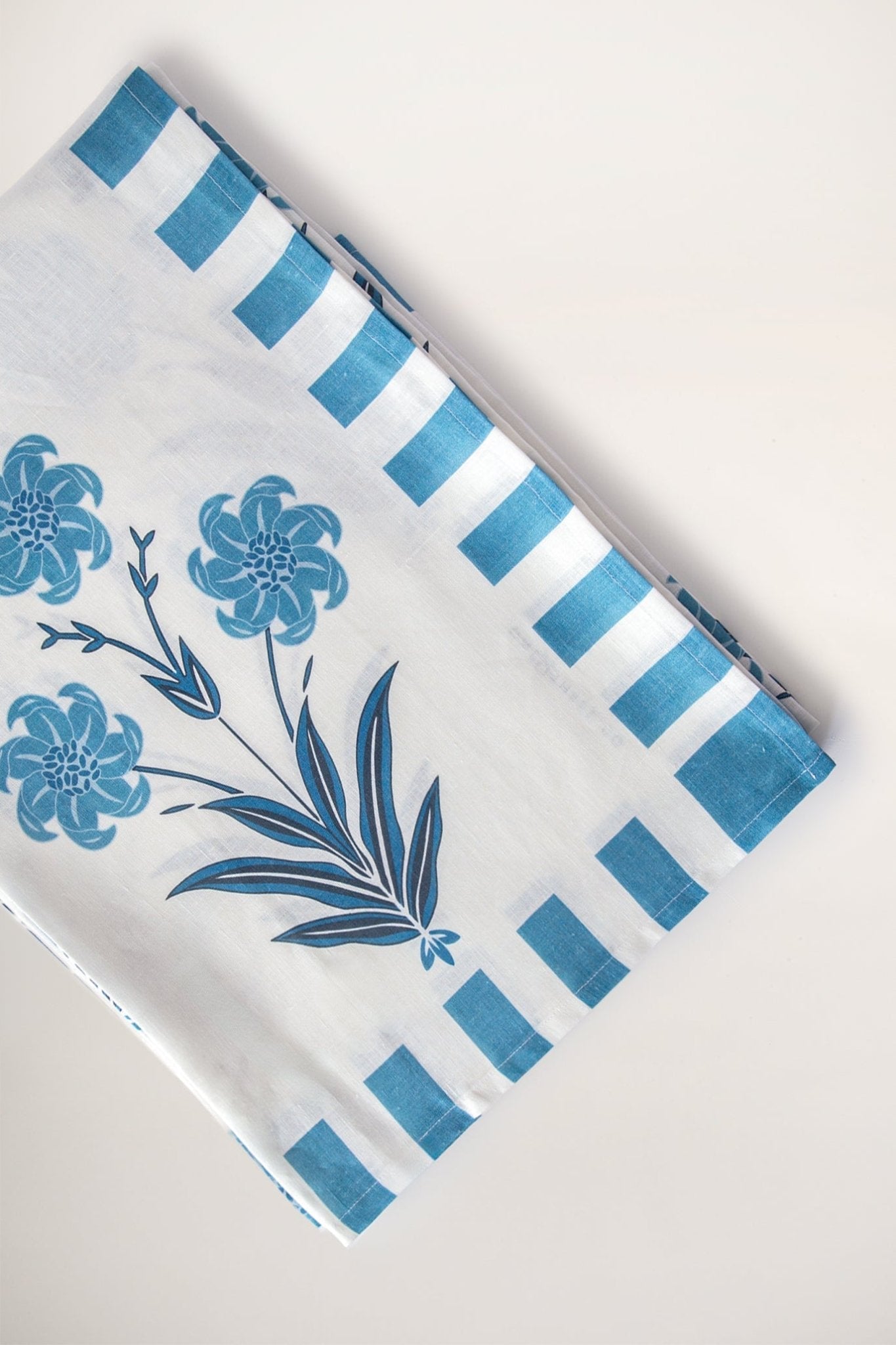 Azure Garden Keten Masa Örtüsü
