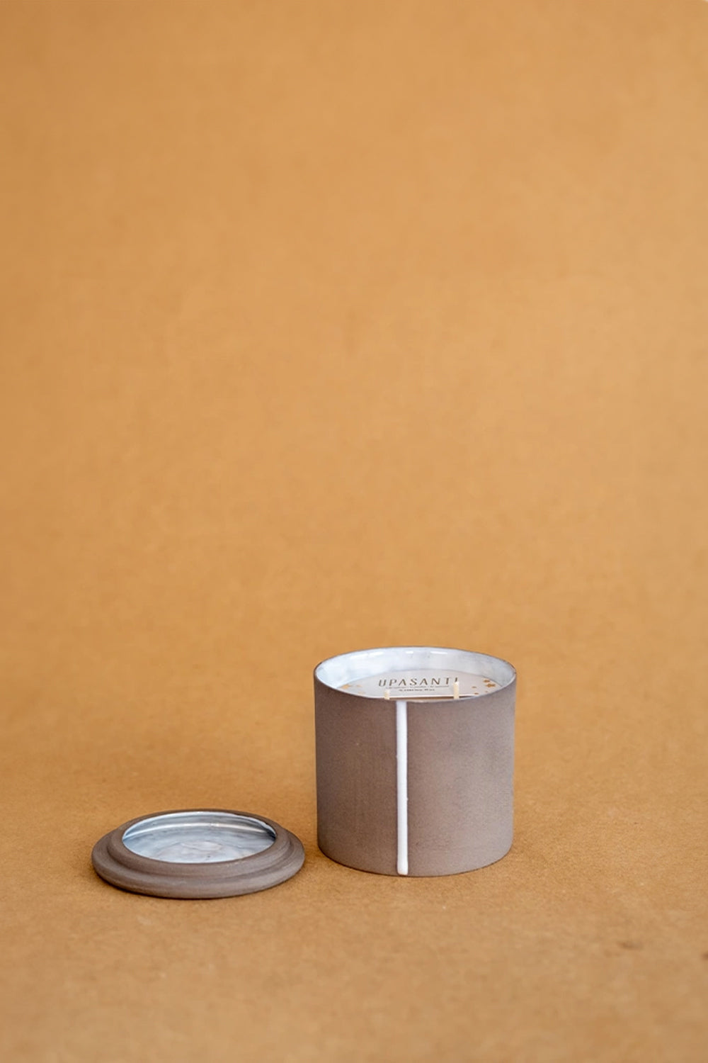 Upasanti-Pura Mum Medium-Mumluk & Şamdan-1-Milagron.com