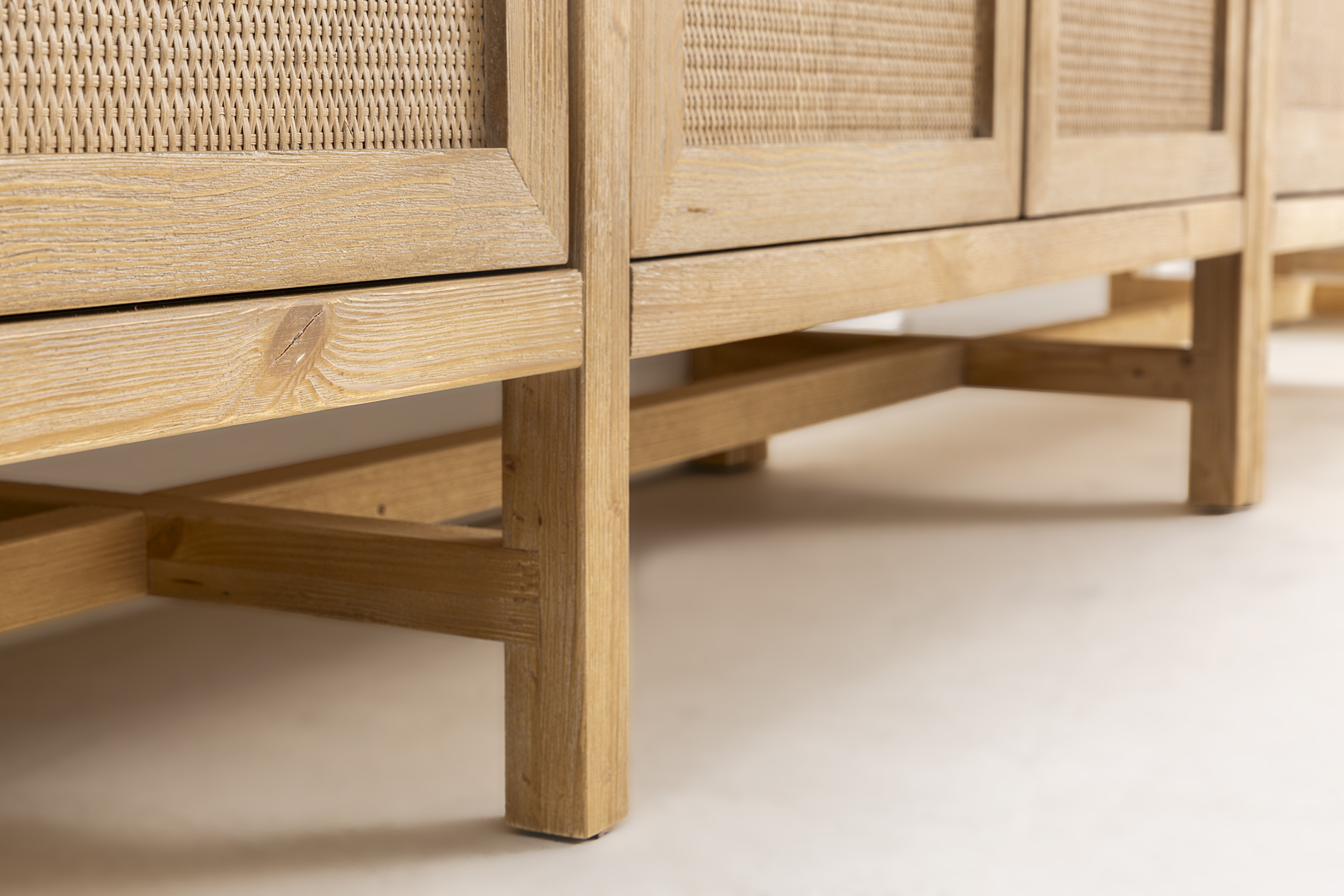 Valnott-Casablanca Tv ünitesi-Tv Ünitesi-4-Milagron.com