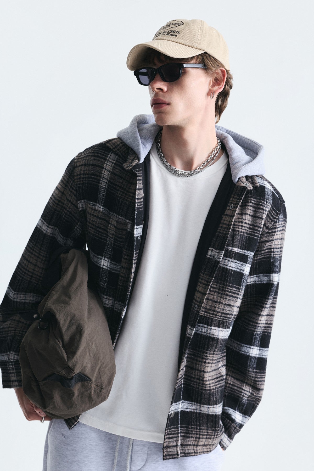 Ekoseli Desenli Polo Yaka Mont